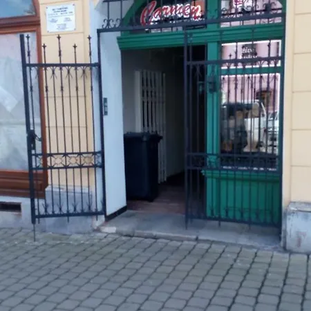 Apartment Pod Hradem Loket